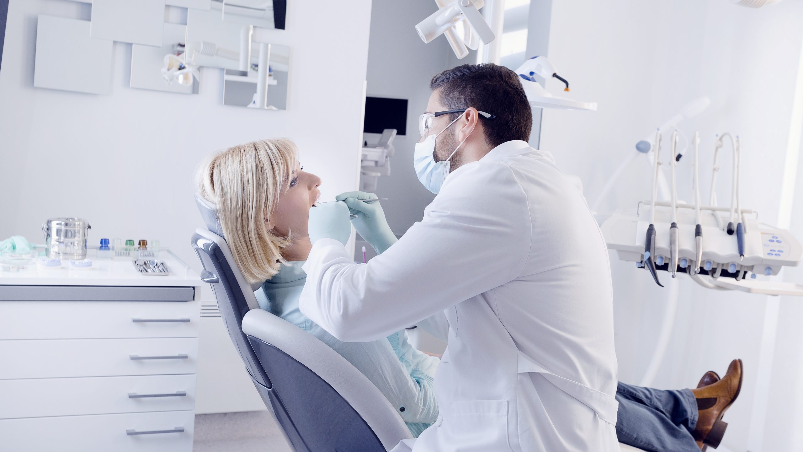Dentist in Charleston, MS